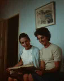 Carol Zohrab and her cousin, Lyndsay Scotland